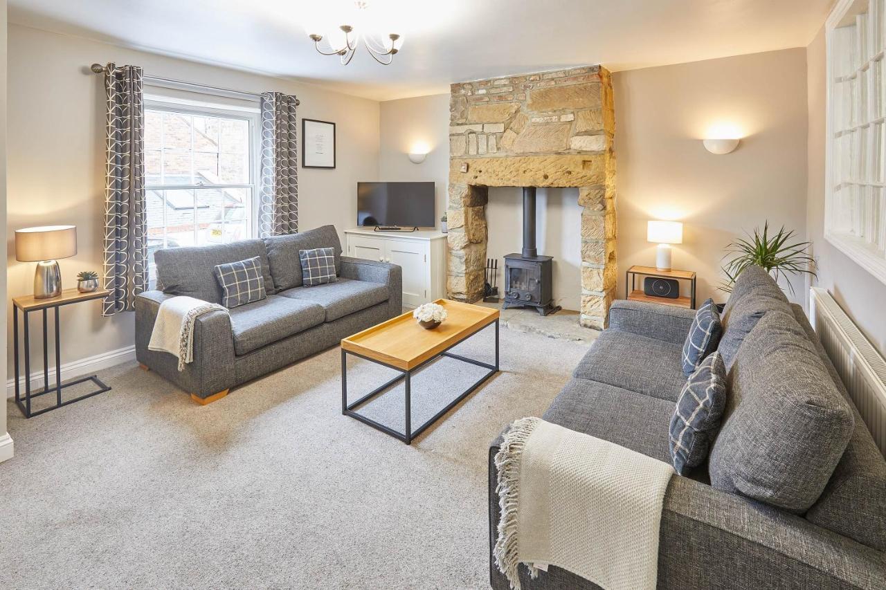 Host & Stay - Princess Place Townhouse Whitby Luaran gambar